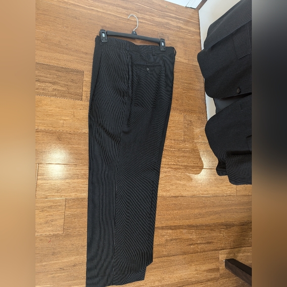 Oscar de la Renta Men Pinstripe Suit - Picture 3 of 14